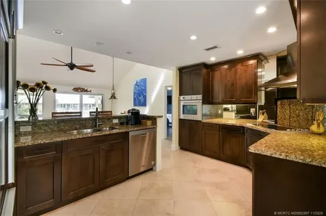 8295 SE Palm Street Hobe Sound FL 33455