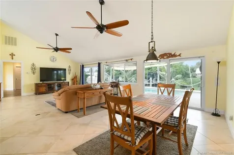 8295 SE Palm Street Hobe Sound FL 33455