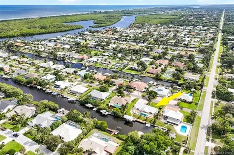 8295 SE Palm Street Hobe Sound FL 33455