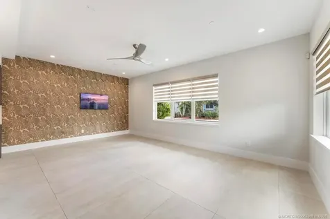 53 SE Seminole Street Stuart FL 34994