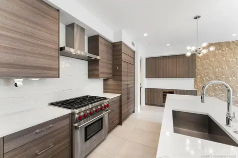 53 SE Seminole Street Stuart FL 34994