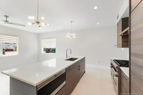 53 SE Seminole Street Stuart FL 34994