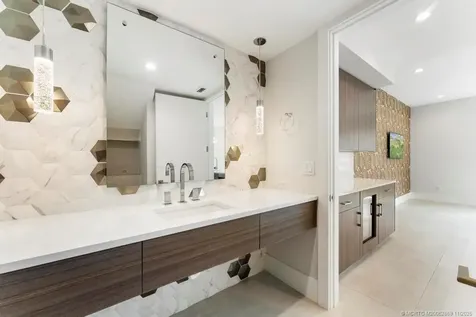 53 SE Seminole Street Stuart FL 34994