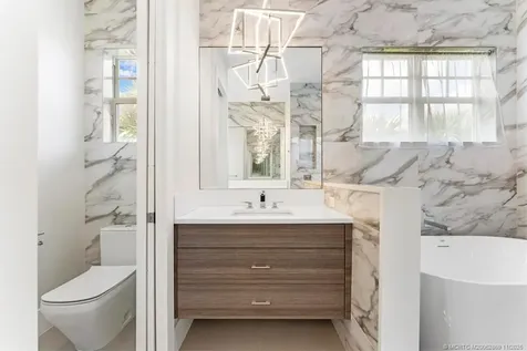 53 SE Seminole Street Stuart FL 34994