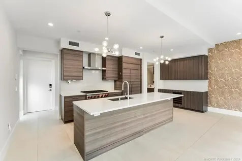 53 SE Seminole Street Stuart FL 34994