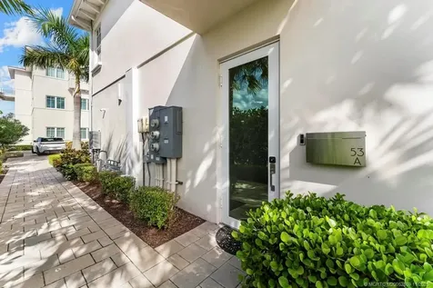 53 SE Seminole Street Stuart FL 34994