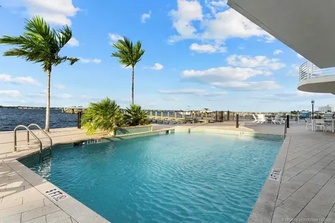 53 SE Seminole Street Stuart FL 34994