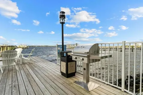 53 SE Seminole Street Stuart FL 34994