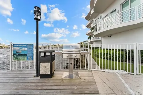 53 SE Seminole Street Stuart FL 34994