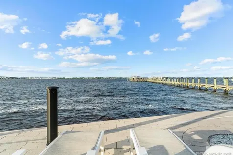 53 SE Seminole Street Stuart FL 34994