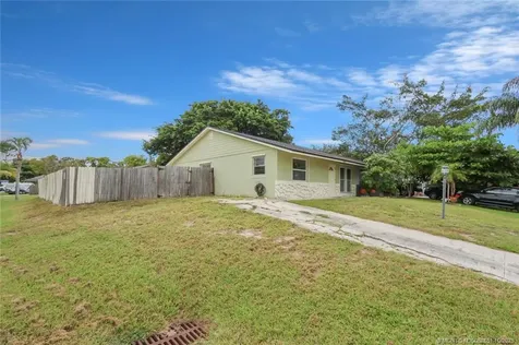 4424 SE Beaver Lane Stuart FL 34997