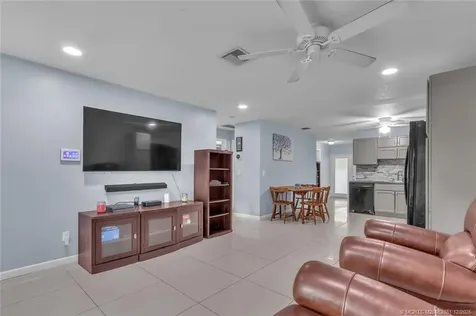 4424 SE Beaver Lane Stuart FL 34997
