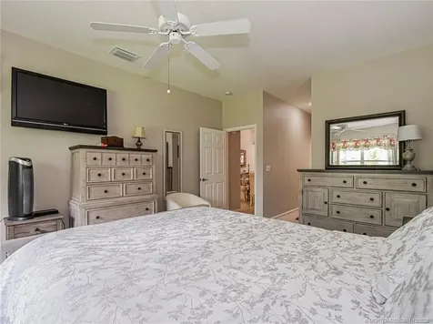 7007 SE Twin Oaks Circle Stuart FL 34997