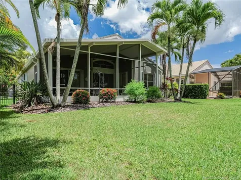 7007 SE Twin Oaks Circle Stuart FL 34997