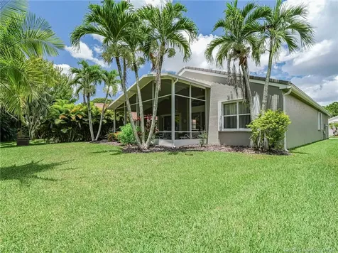 7007 SE Twin Oaks Circle Stuart FL 34997