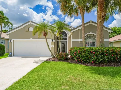 7007 SE Twin Oaks Circle Stuart FL 34997
