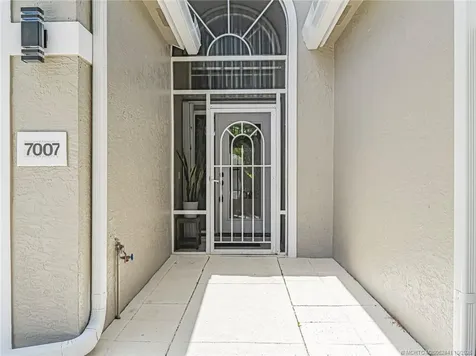 7007 SE Twin Oaks Circle Stuart FL 34997