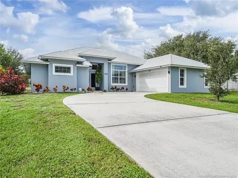 1538 SW Abacus Avenue Port St Lucie FL 34953