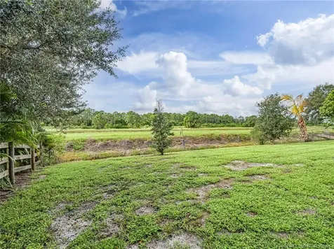 1538 SW Abacus Avenue Port St Lucie FL 34953