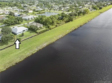 1538 SW Abacus Avenue Port St Lucie FL 34953