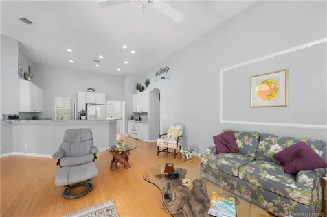 2227 SE Stonehaven Road Port St Lucie FL 34952