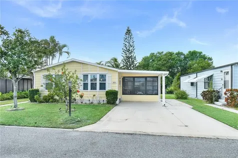 8471 Florence Drive Port St Lucie FL 34952