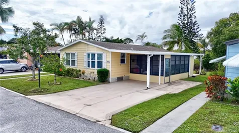 8471 Florence Drive Port St Lucie FL 34952