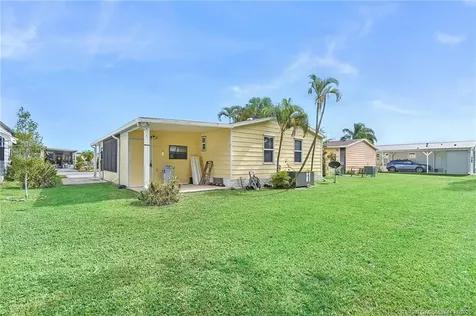 8471 Florence Drive Port St Lucie FL 34952
