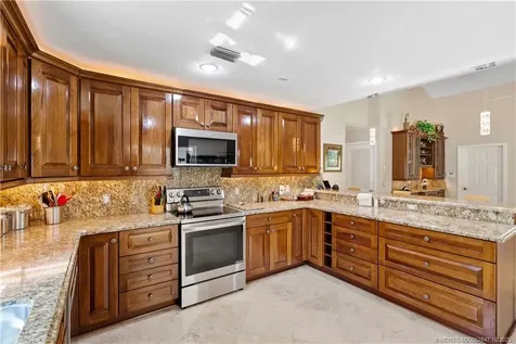 5276 SE Harrold Terrace Stuart FL 34997