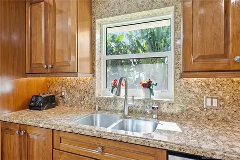 5276 SE Harrold Terrace Stuart FL 34997