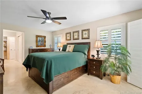 5276 SE Harrold Terrace Stuart FL 34997