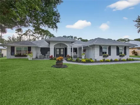 8025 SW Yachtsmans Drive Stuart FL 34997