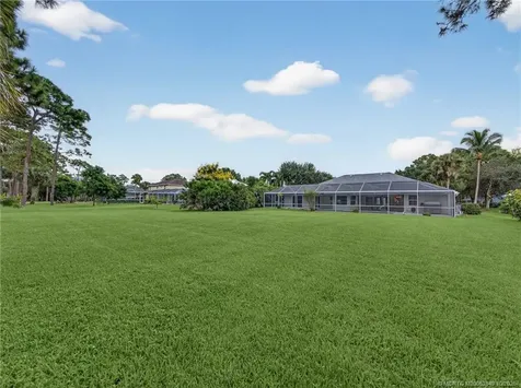 8025 SW Yachtsmans Drive Stuart FL 34997