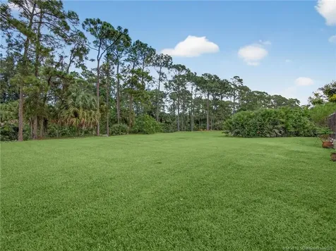8025 SW Yachtsmans Drive Stuart FL 34997