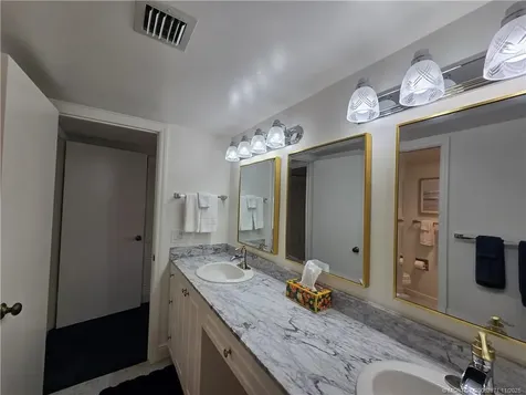 316 NE Edgewater Drive Hutchinson Island FL 34996