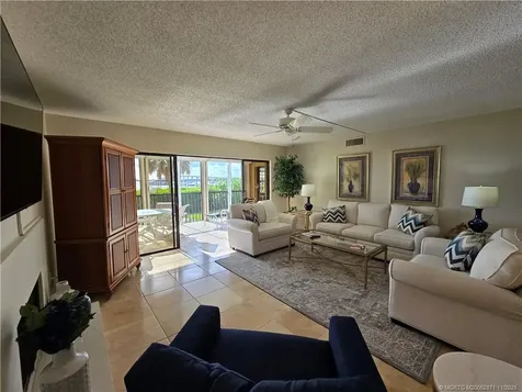 316 NE Edgewater Drive Hutchinson Island FL 34996