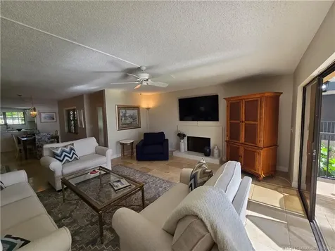 316 NE Edgewater Drive Hutchinson Island FL 34996