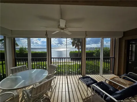 316 NE Edgewater Drive Hutchinson Island FL 34996