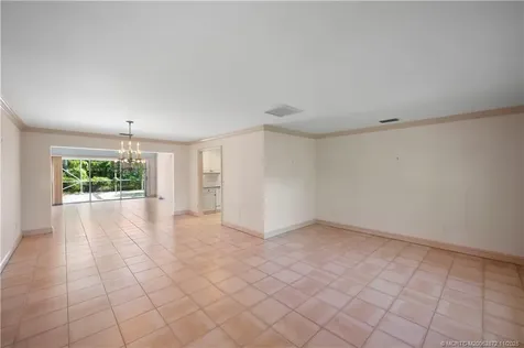 4812 Sunset Drive Vero Beach FL 32963