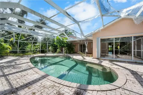 4812 Sunset Drive Vero Beach FL 32963