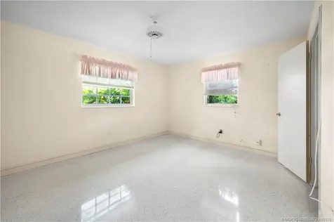 4812 Sunset Drive Vero Beach FL 32963