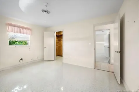 4812 Sunset Drive Vero Beach FL 32963