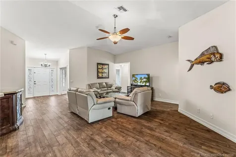 1074 SW Eckard Avenue Port St Lucie FL 34953