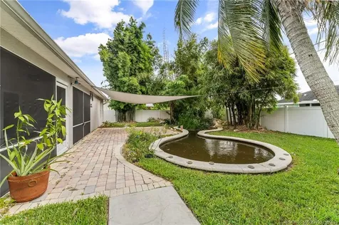 1074 SW Eckard Avenue Port St Lucie FL 34953