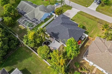 1074 SW Eckard Avenue Port St Lucie FL 34953