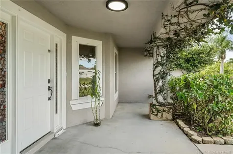 1074 SW Eckard Avenue Port St Lucie FL 34953