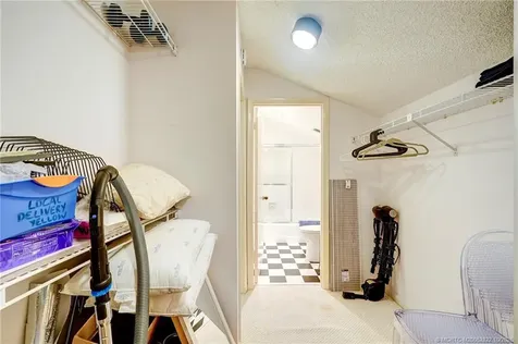 233 NE Edgewater Drive Stuart FL 34996