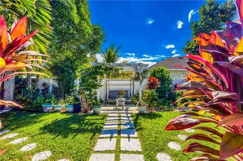 1757 SW Alberca Lane Port St Lucie FL 34953