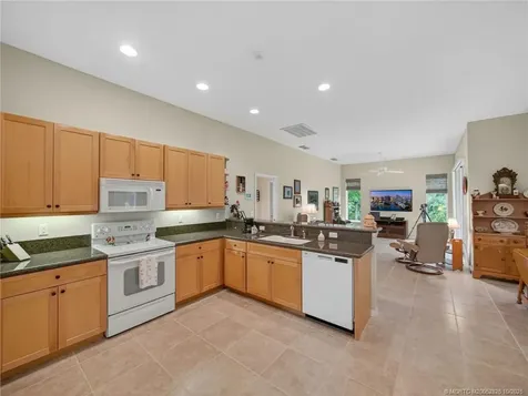 8836 SW Fishermans Wharf Drive Stuart FL 34997