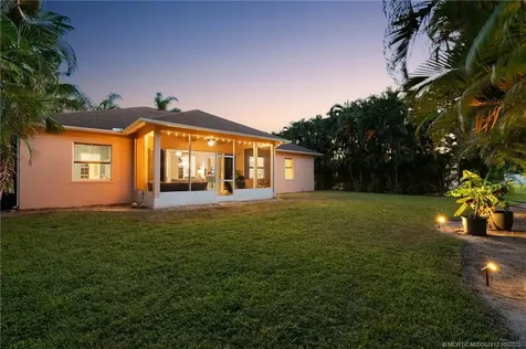 857 SW Nichols Terrace Port St Lucie FL 34953